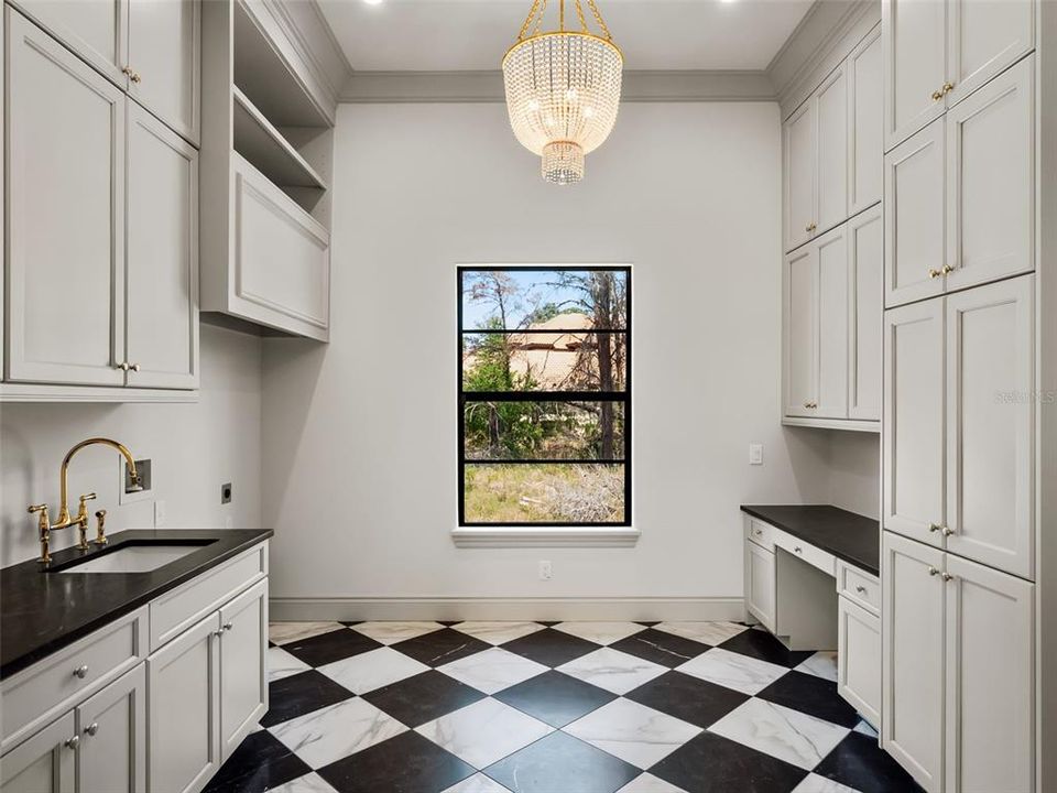 待售: $3,495,000 (4 贝兹, 4 浴室, 6505 平方英尺)