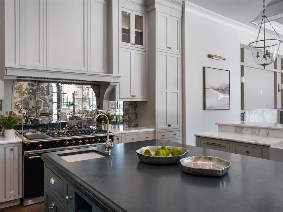 待售: $3,495,000 (4 贝兹, 4 浴室, 6505 平方英尺)