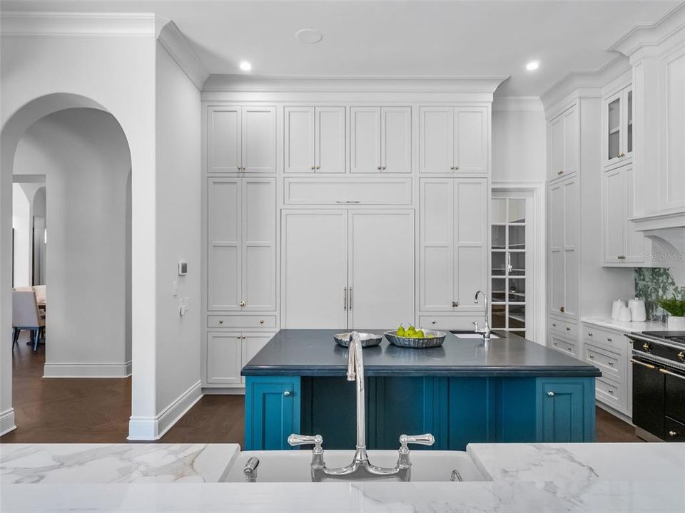 待售: $3,495,000 (4 贝兹, 4 浴室, 6505 平方英尺)