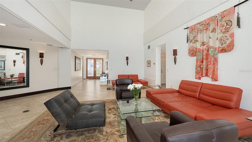 Active With Contract: $3,995,000 (4 beds, 4 baths, 3951 Square Feet)