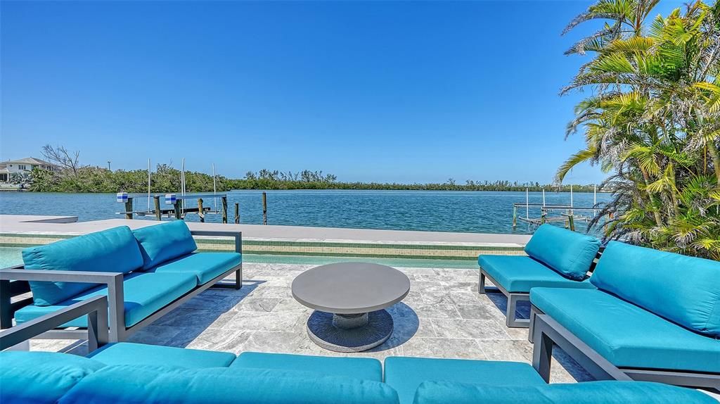 Active With Contract: $3,995,000 (4 beds, 4 baths, 3951 Square Feet)