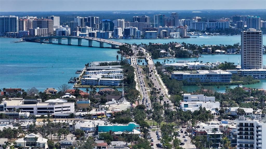 Active With Contract: $3,995,000 (4 beds, 4 baths, 3951 Square Feet)