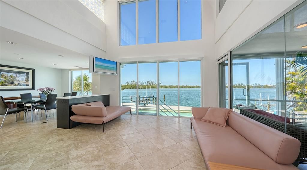 Active With Contract: $3,995,000 (4 beds, 4 baths, 3951 Square Feet)