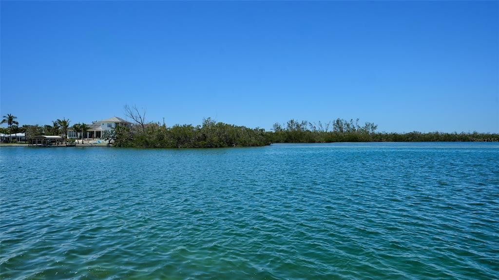 Active With Contract: $3,995,000 (4 beds, 4 baths, 3951 Square Feet)