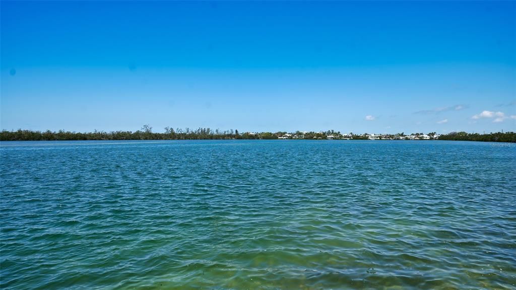 Active With Contract: $3,995,000 (4 beds, 4 baths, 3951 Square Feet)