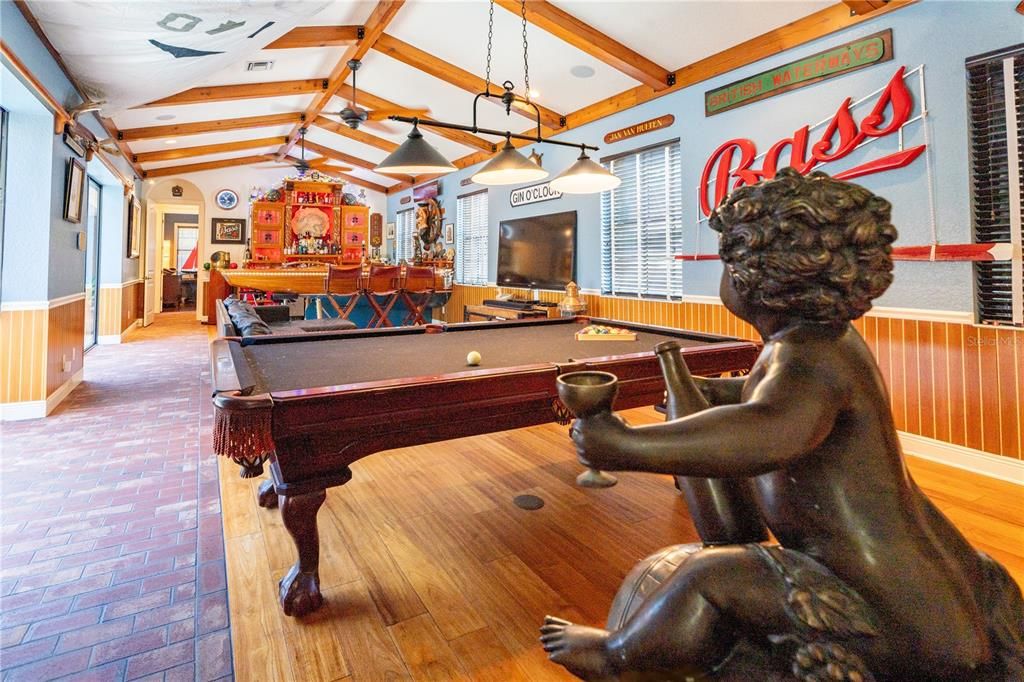 For Sale: $2,800,000 (4 beds, 3 baths, 5118 Square Feet)