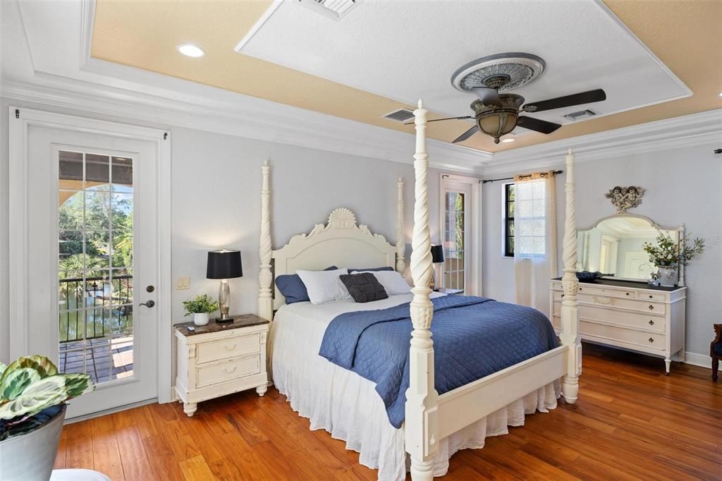 For Sale: $2,800,000 (4 beds, 3 baths, 5118 Square Feet)