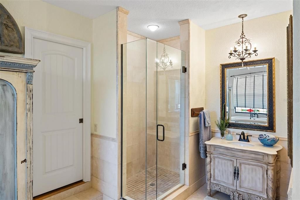 For Sale: $2,800,000 (4 beds, 3 baths, 5118 Square Feet)