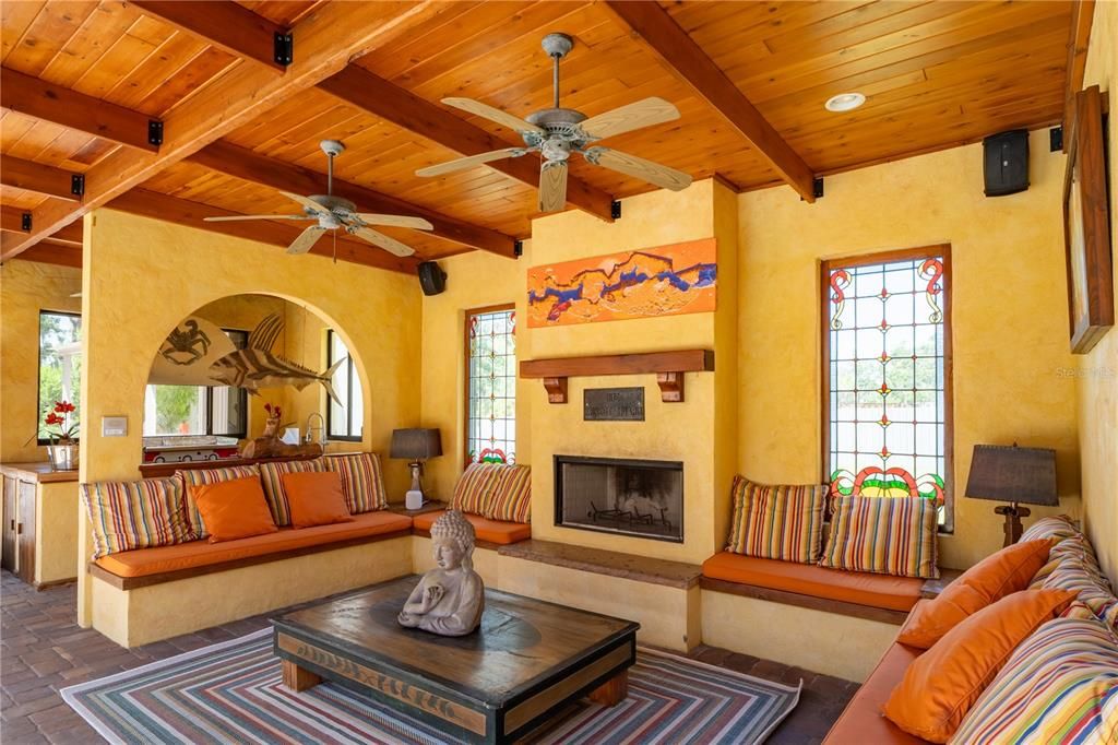 For Sale: $2,800,000 (4 beds, 3 baths, 5118 Square Feet)