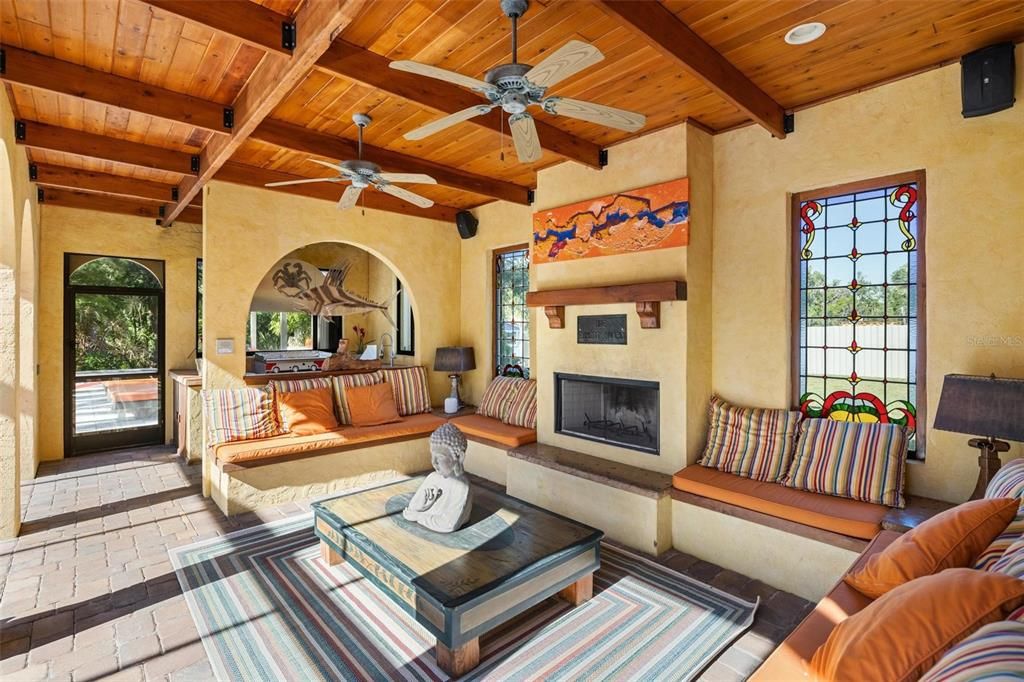 For Sale: $2,800,000 (4 beds, 3 baths, 5118 Square Feet)