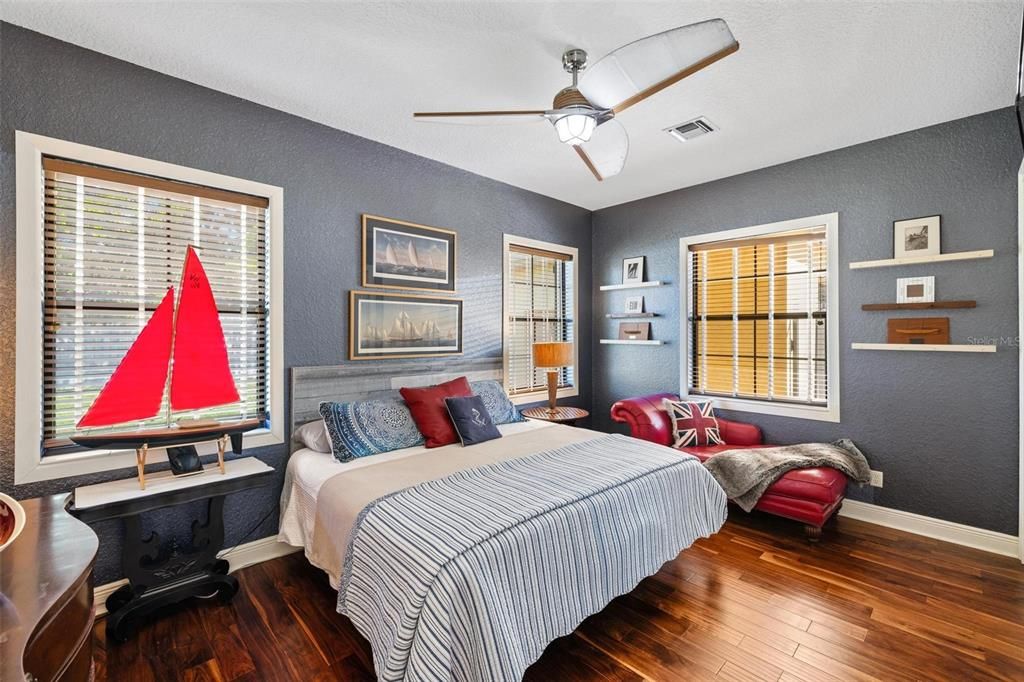 For Sale: $2,800,000 (4 beds, 3 baths, 5118 Square Feet)