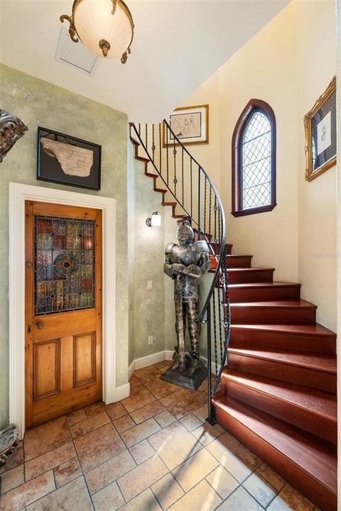 For Sale: $2,800,000 (4 beds, 3 baths, 5118 Square Feet)