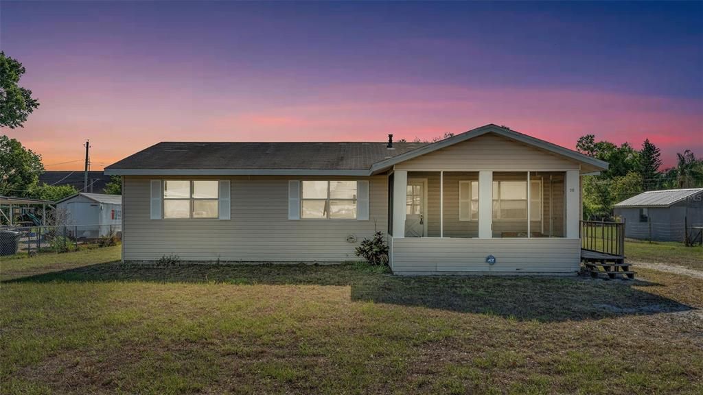 Vendido Recientemente: $139,900 (3 camas, 2 baños, 1152 Pies cuadrados)