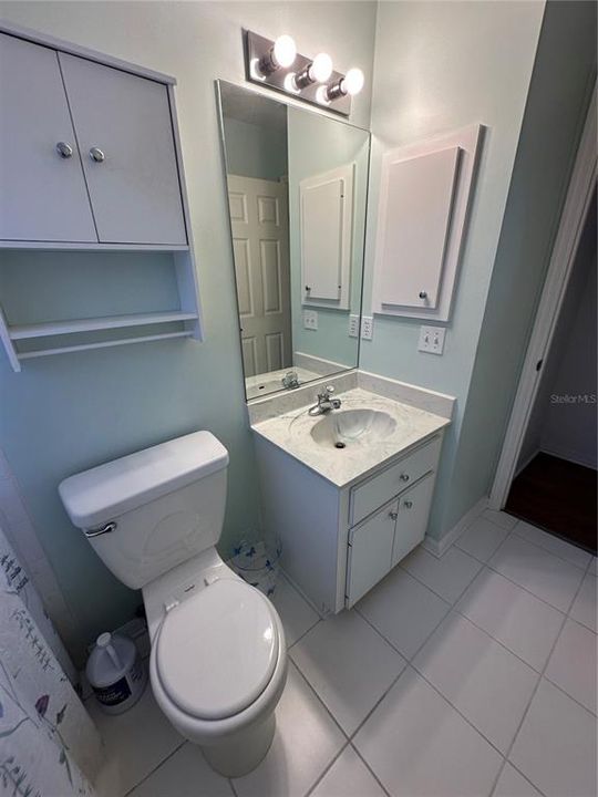 En Venta: $235,500 (2 camas, 2 baños, 1138 Pies cuadrados)