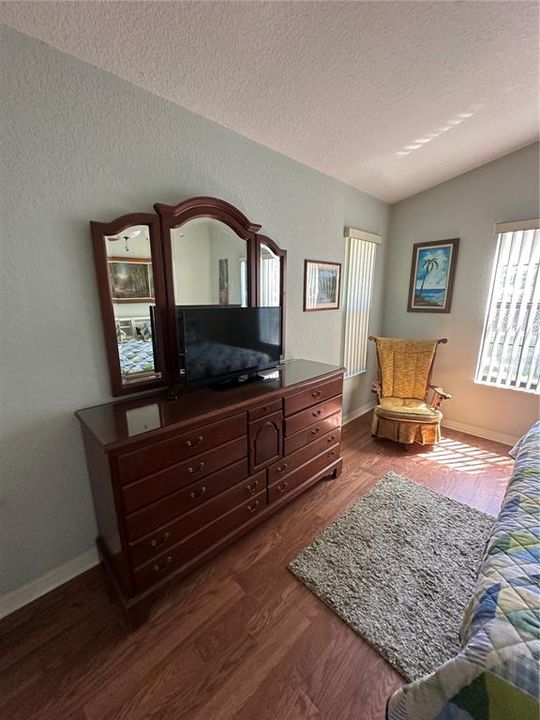 En Venta: $235,500 (2 camas, 2 baños, 1138 Pies cuadrados)