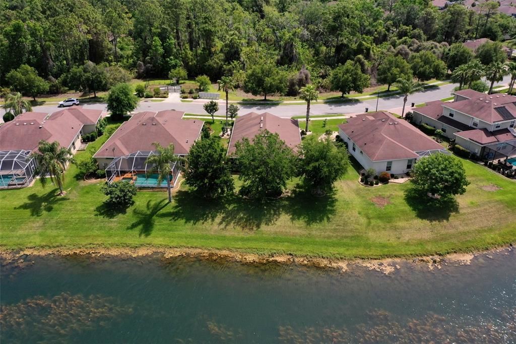 Под контрактом: $398,500 (3 спален, 2 ванн, 1745 Квадратных фут)