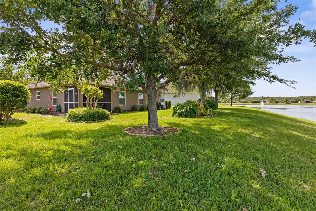 Под контрактом: $398,500 (3 спален, 2 ванн, 1745 Квадратных фут)