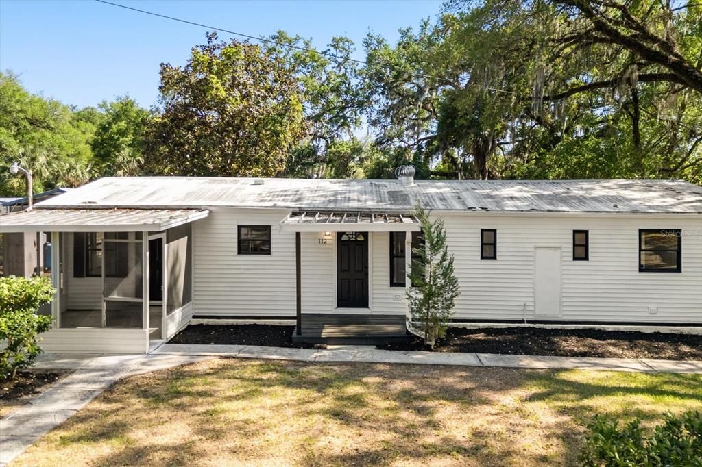 For Sale: $209,900 (3 beds, 2 baths, 1228 Square Feet)