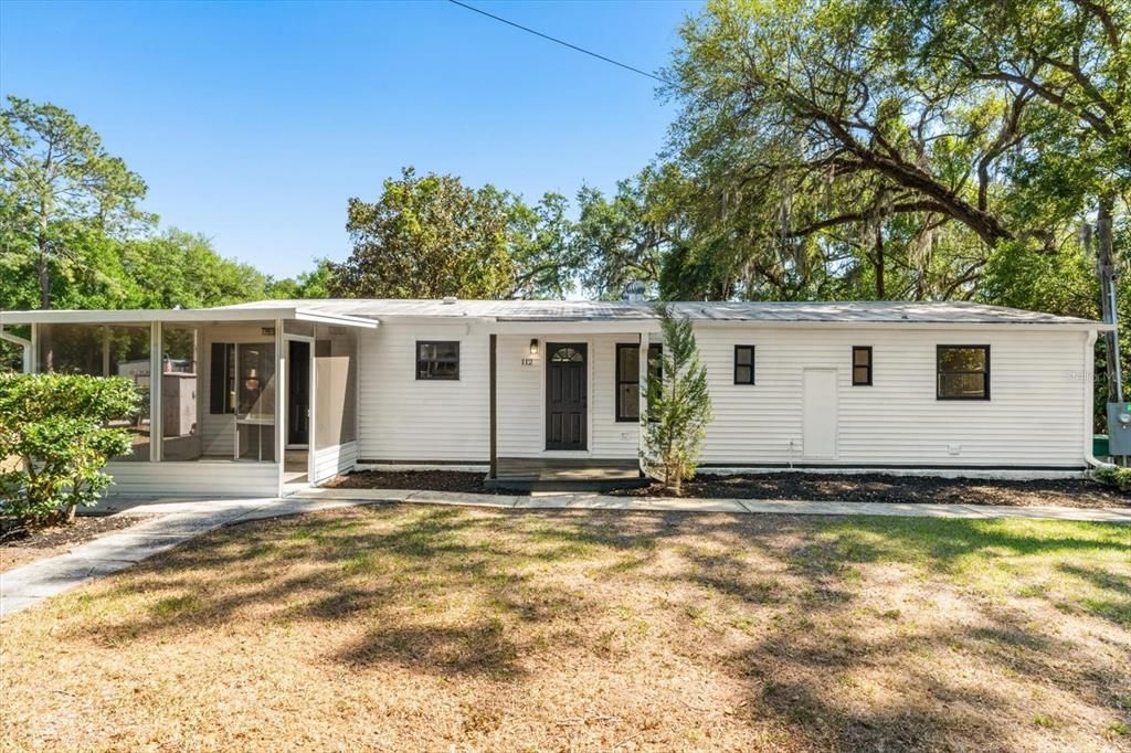For Sale: $209,900 (3 beds, 2 baths, 1228 Square Feet)