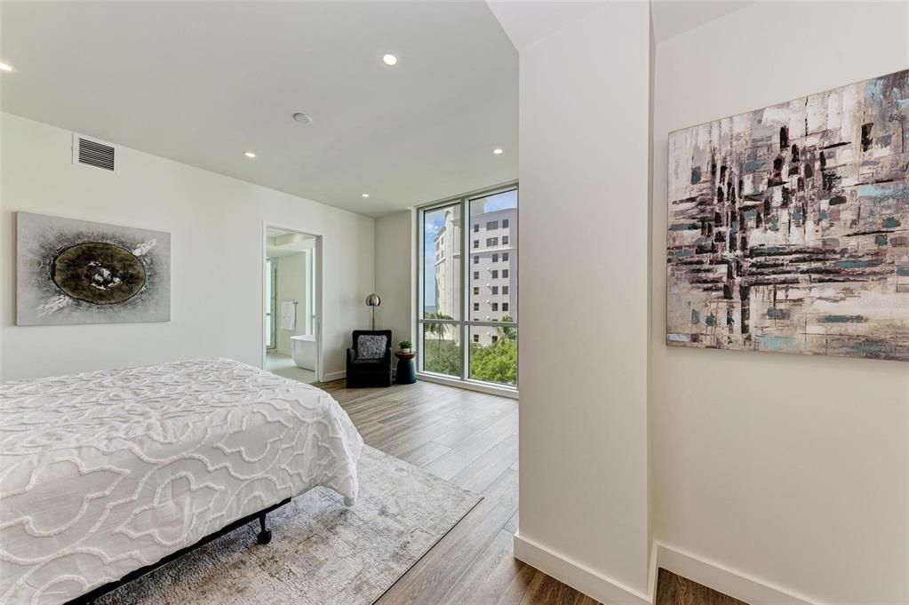 En Renta: $13,500 (3 camas, 3 baños, 2314 Pies cuadrados)