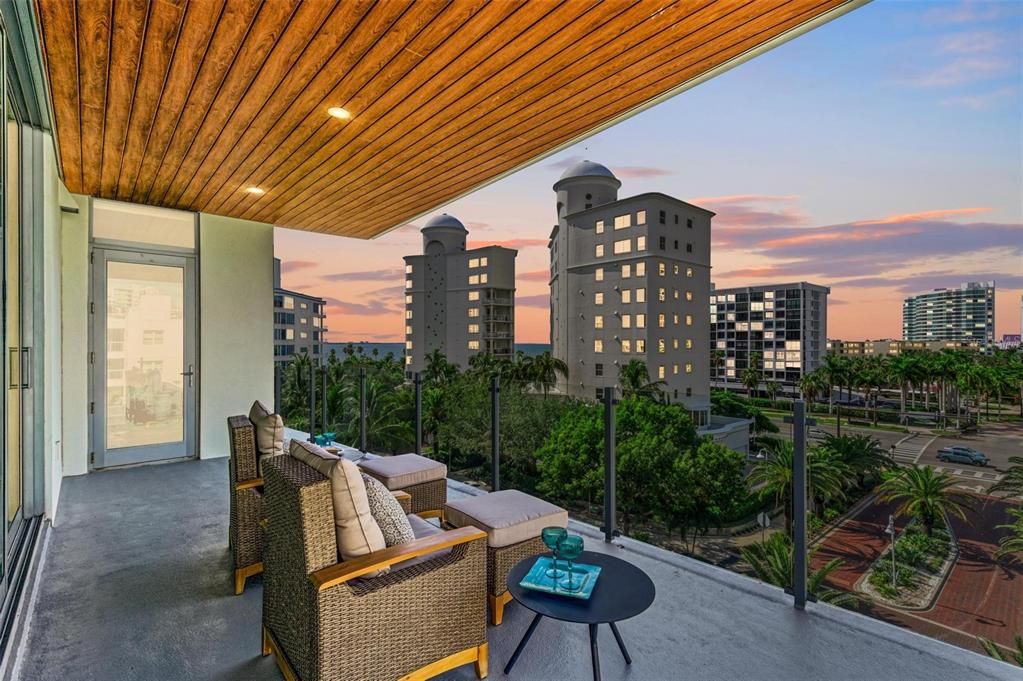 En Renta: $13,500 (3 camas, 3 baños, 2314 Pies cuadrados)