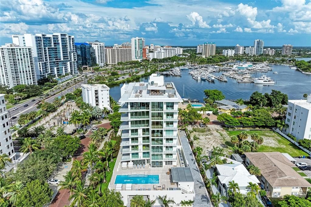 En Renta: $13,500 (3 camas, 3 baños, 2314 Pies cuadrados)