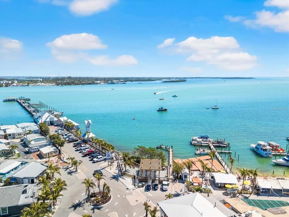 合同活跃: $799,999 (3 贝兹, 3 浴室, 1664 平方英尺)