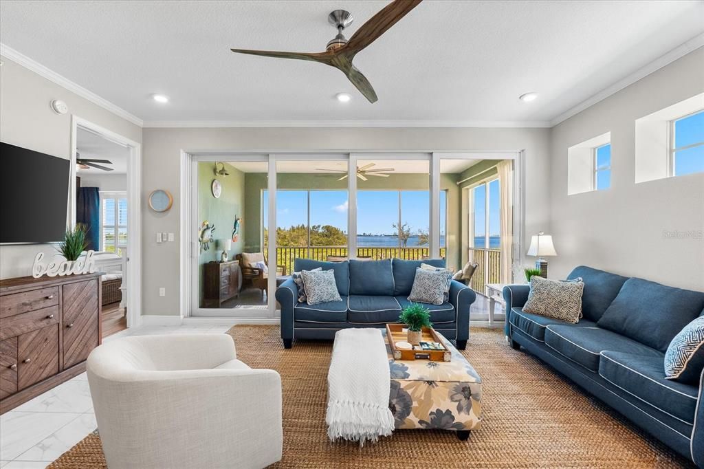 合同活跃: $799,999 (3 贝兹, 3 浴室, 1664 平方英尺)