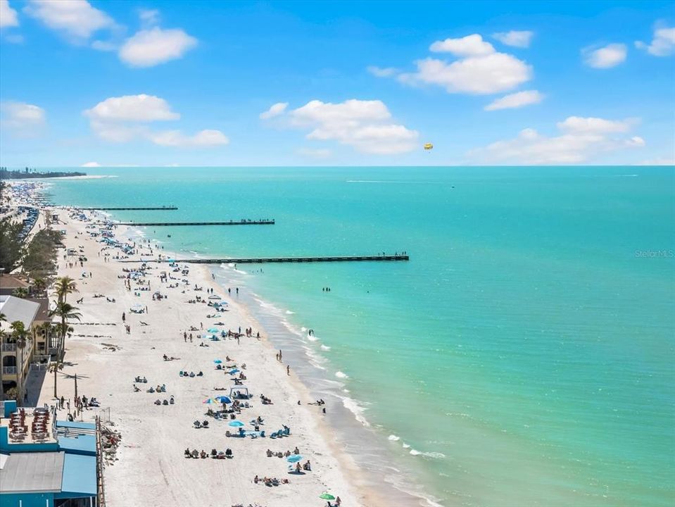 合同活跃: $799,999 (3 贝兹, 3 浴室, 1664 平方英尺)