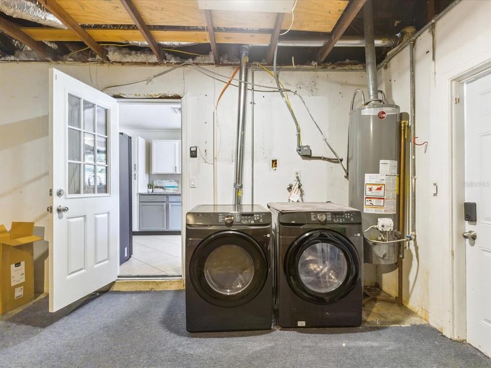 For Sale: $435,000 (3 beds, 2 baths, 1358 Square Feet)