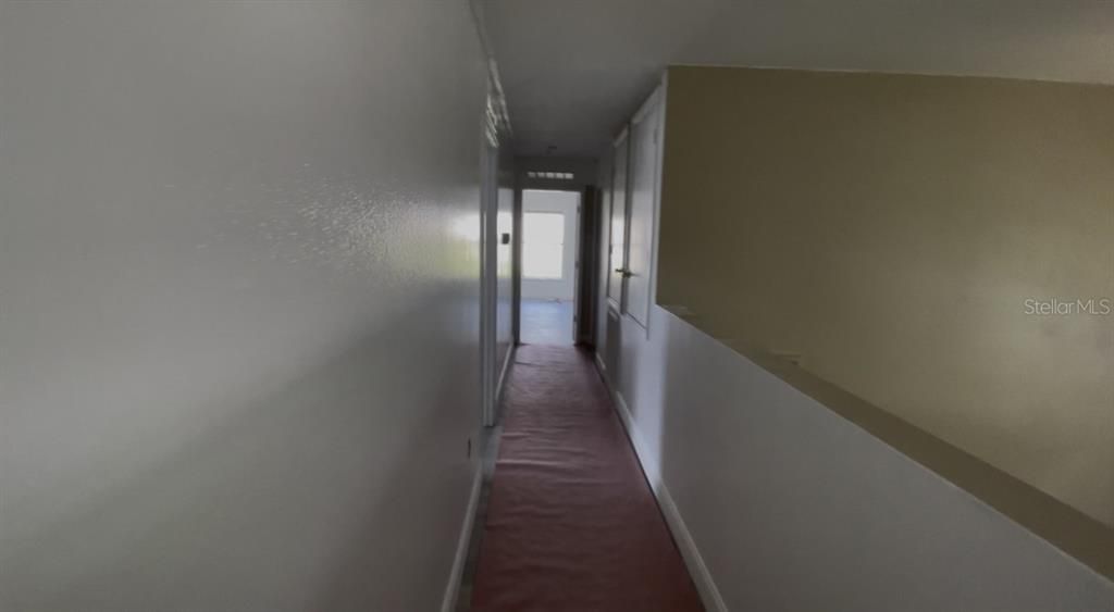 Active With Contract: $199,990 (6 beds, 4 baths, 3884 Square Feet)