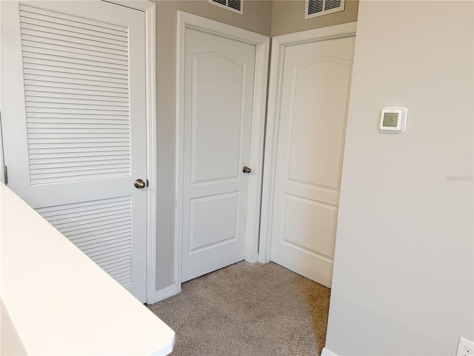 En Venta: $315,000 (4 camas, 2 baños, 2078 Pies cuadrados)