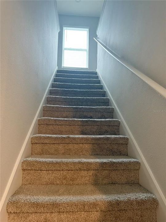 En Venta: $315,000 (4 camas, 2 baños, 2078 Pies cuadrados)