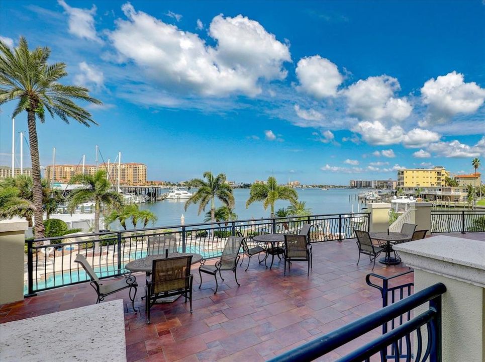 На продажу: $1,250,000 (3 спален, 3 ванн, 2491 Квадратных фут)