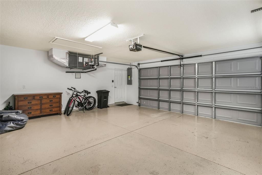 For Sale: $449,000 (4 beds, 2 baths, 1944 Square Feet)