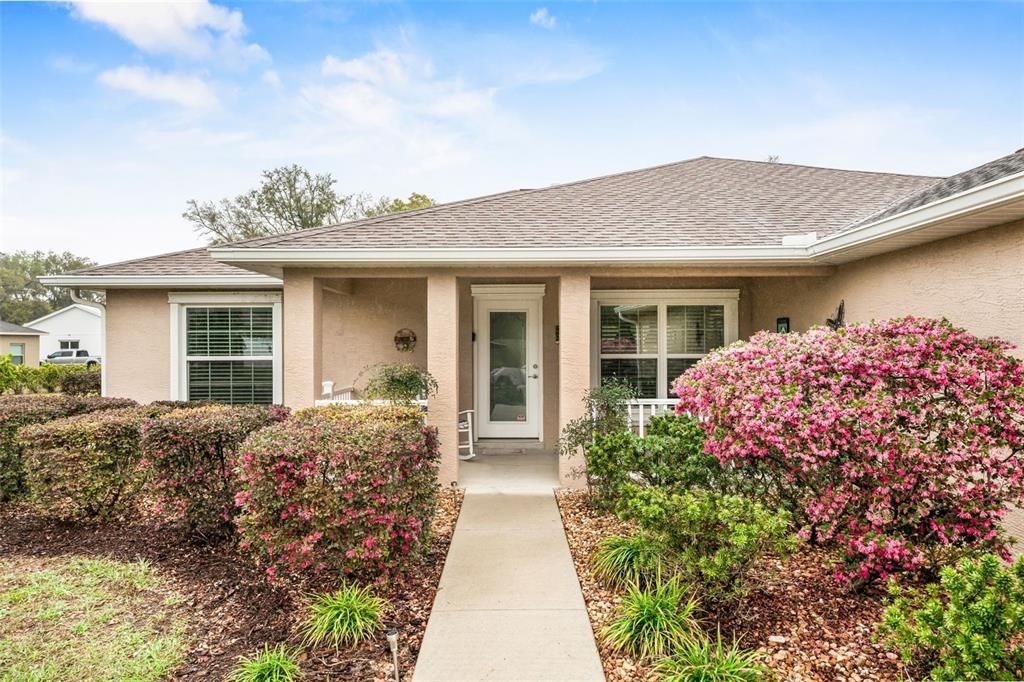 For Sale: $449,000 (4 beds, 2 baths, 1944 Square Feet)