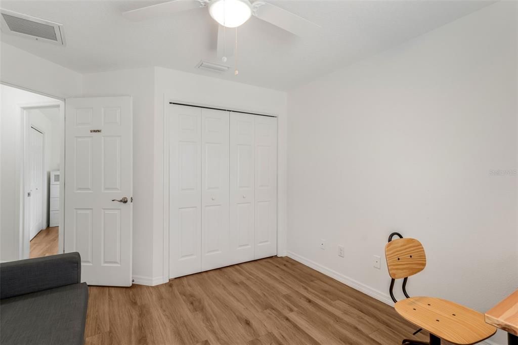 For Sale: $449,000 (4 beds, 2 baths, 1944 Square Feet)