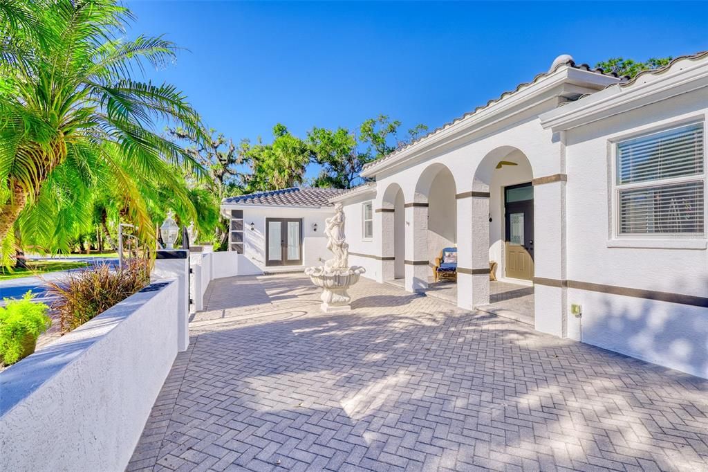 На продажу: $849,000 (4 спален, 3 ванн, 2920 Квадратных фут)