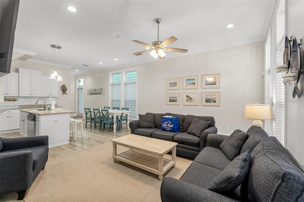 For Sale: $1,250,000 (3 beds, 3 baths, 2375 Square Feet)