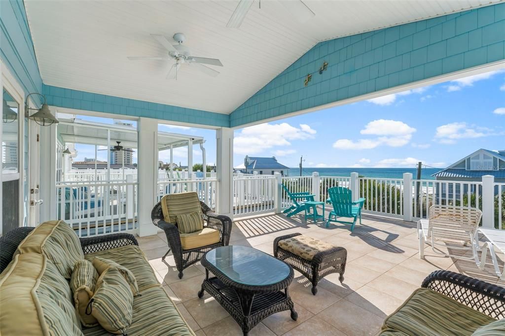 For Sale: $1,250,000 (3 beds, 3 baths, 2375 Square Feet)