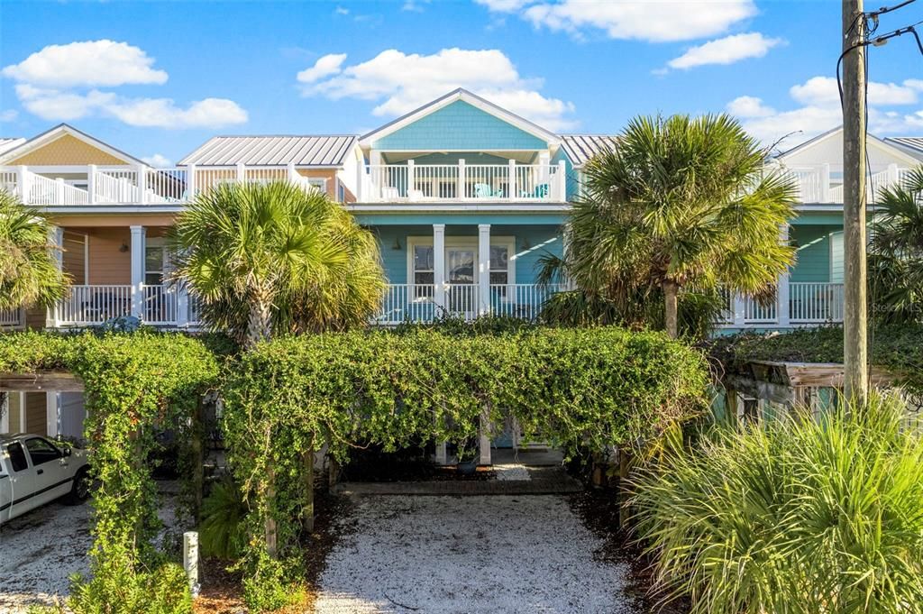For Sale: $1,250,000 (3 beds, 3 baths, 2375 Square Feet)