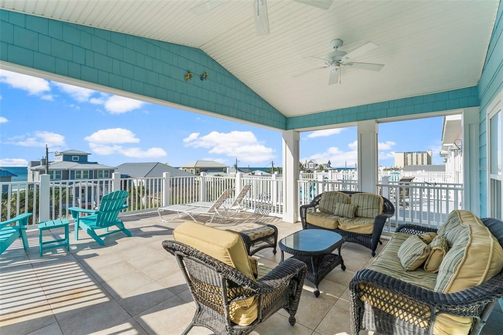 For Sale: $1,250,000 (3 beds, 3 baths, 2375 Square Feet)
