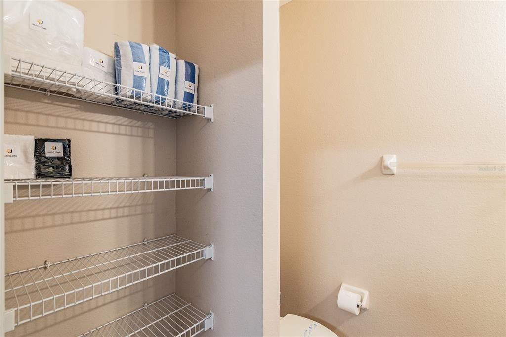 En Venta: $329,999 (3 camas, 2 baños, 1295 Pies cuadrados)