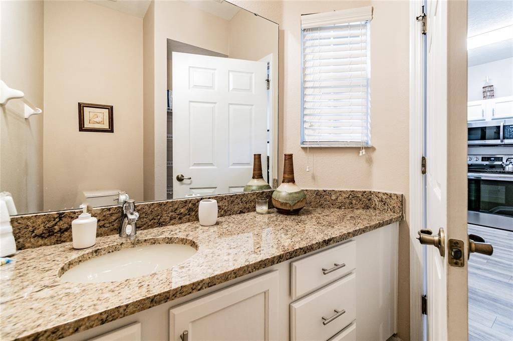 En Venta: $329,999 (3 camas, 2 baños, 1295 Pies cuadrados)