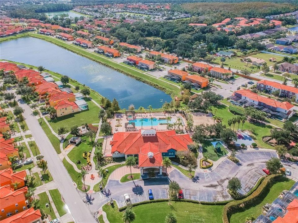 En Venta: $329,999 (3 camas, 2 baños, 1295 Pies cuadrados)