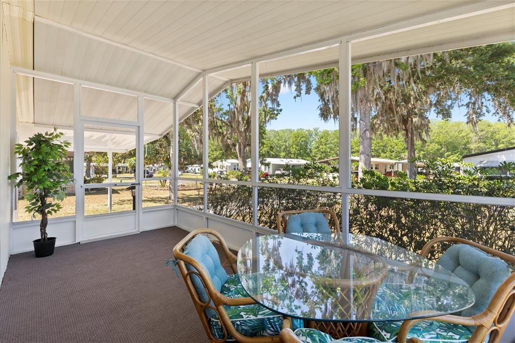 Active With Contract: $137,000 (2 beds, 2 baths, 1248 Square Feet)