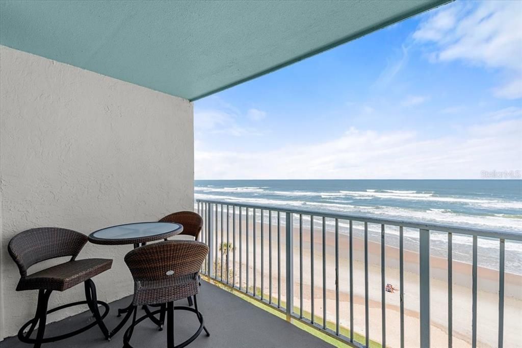 Active With Contract: $670,000 (3 beds, 2 baths, 1490 Square Feet)