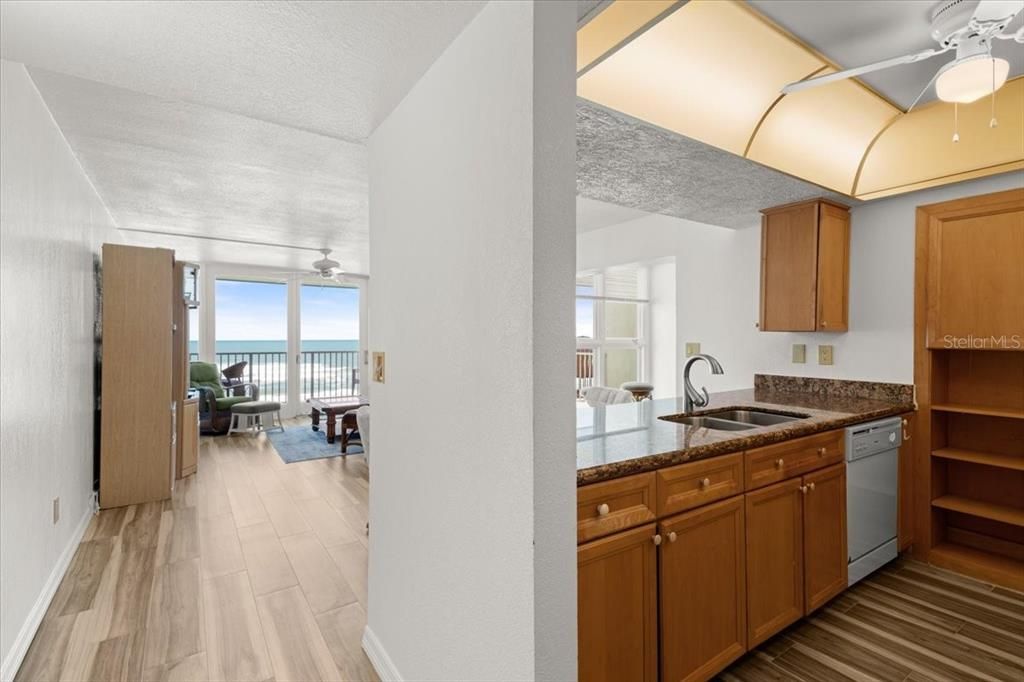 Active With Contract: $670,000 (3 beds, 2 baths, 1490 Square Feet)