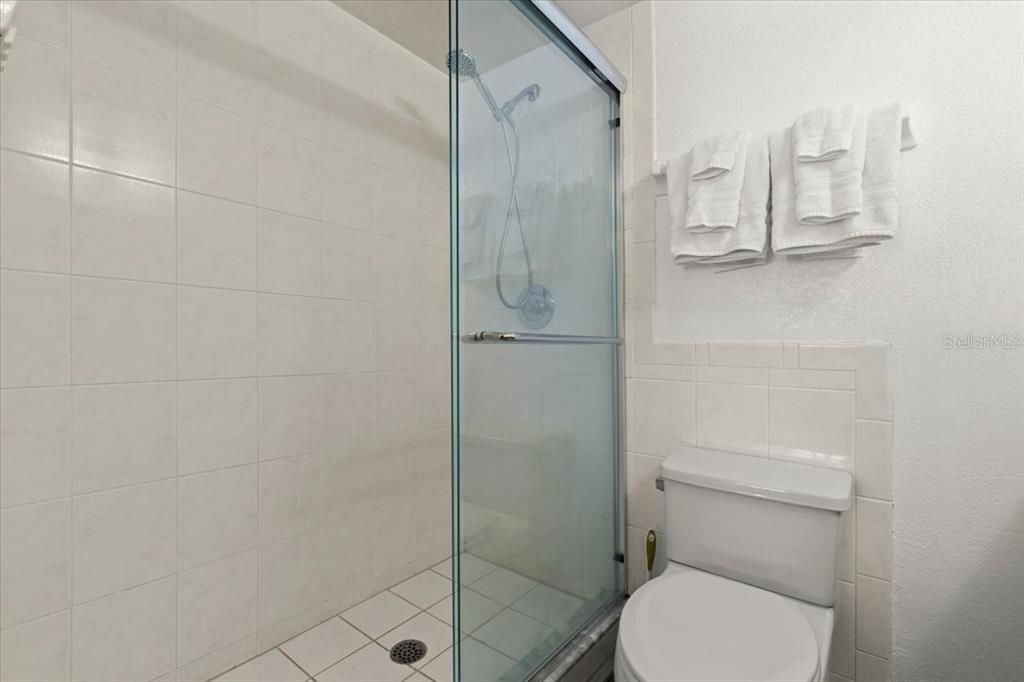 Active With Contract: $670,000 (3 beds, 2 baths, 1490 Square Feet)