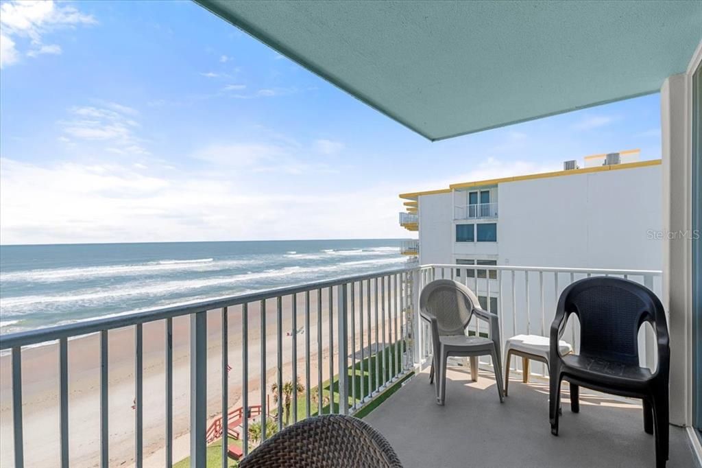 Active With Contract: $670,000 (3 beds, 2 baths, 1490 Square Feet)